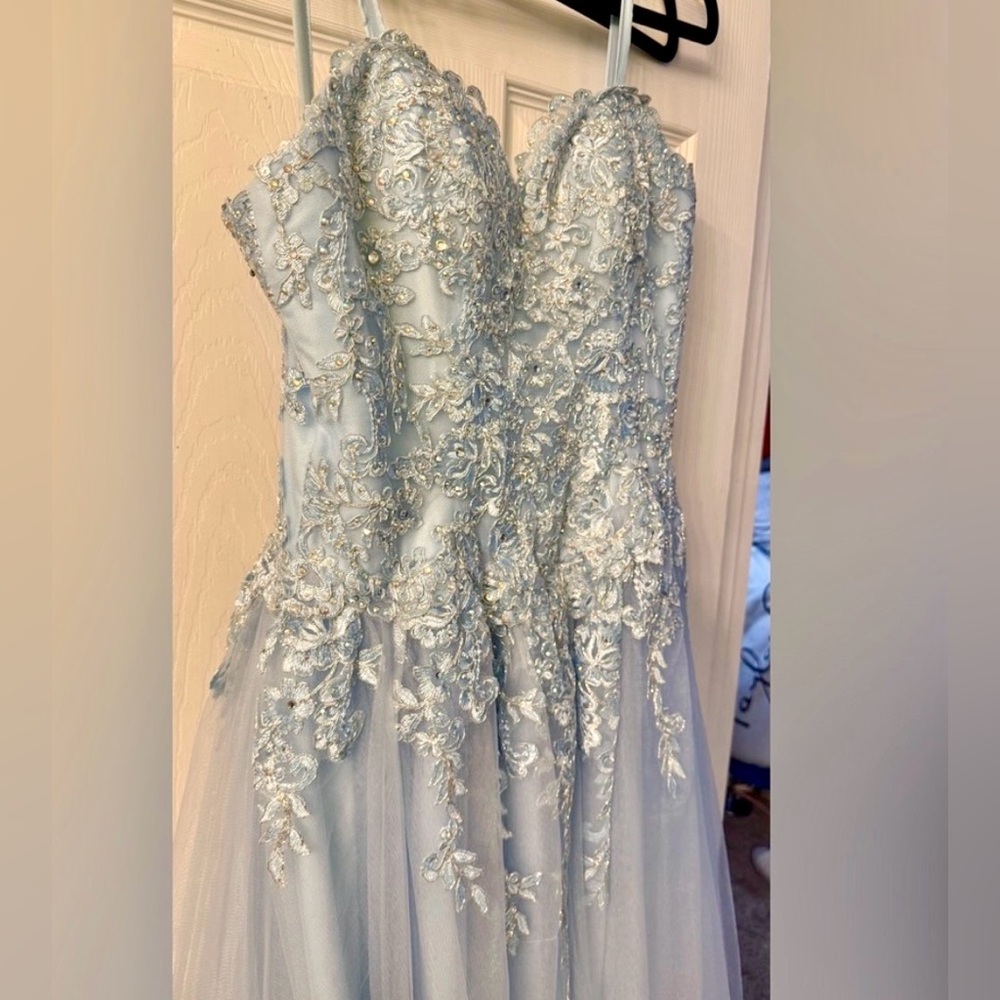 Quinceañera Prom dress Cinderella inspired